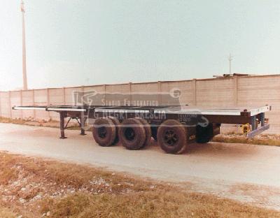 Acerbi semirimorchio tipo 4S4C7A per trasporto container